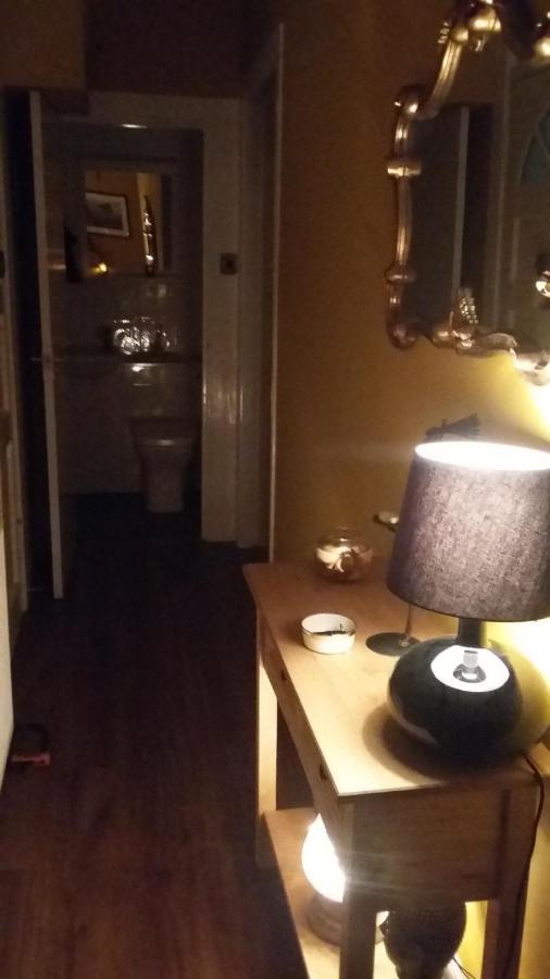 Edinburgh Two Bedroom Apartment With Free Side Street Parking 24 Hours Ngoại thất bức ảnh